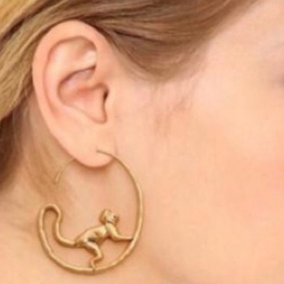🆕Authentic ToryBurch Monkey Call Of The Wild Earrings At Awesome Price - Picture 6 of 12